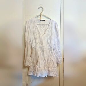 White zara dress with punching detail